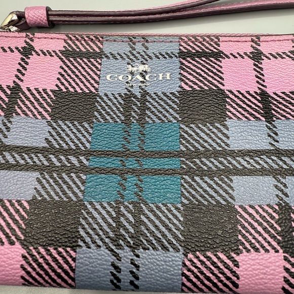 Coach corner zip wristlet/wallet purple - Picture 3 of 12